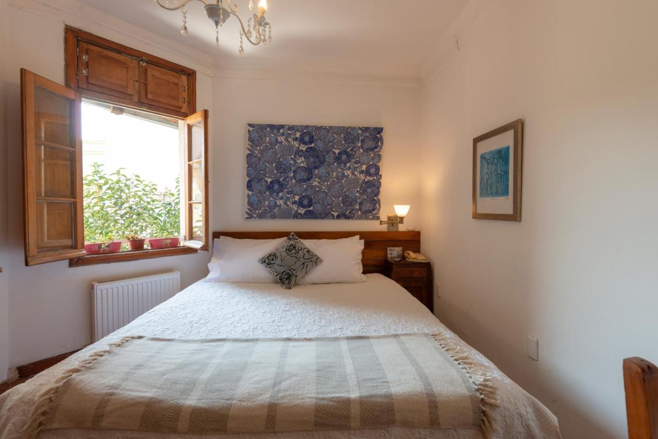 Providencia Bed & Breakfast Сантяго Екстериор снимка