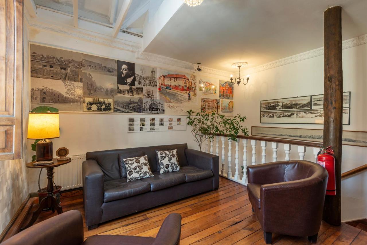 Providencia Bed & Breakfast Сантяго Екстериор снимка