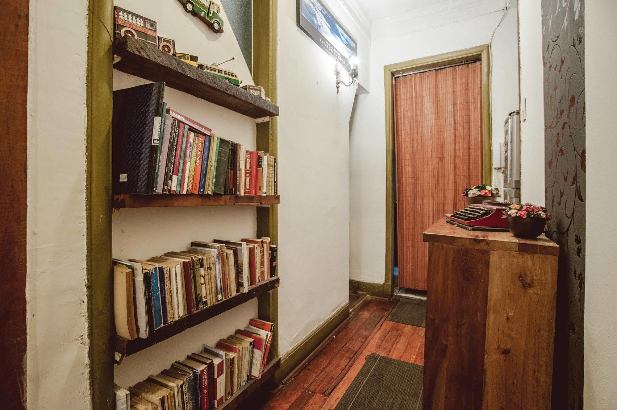 Providencia Bed & Breakfast Сантяго Екстериор снимка