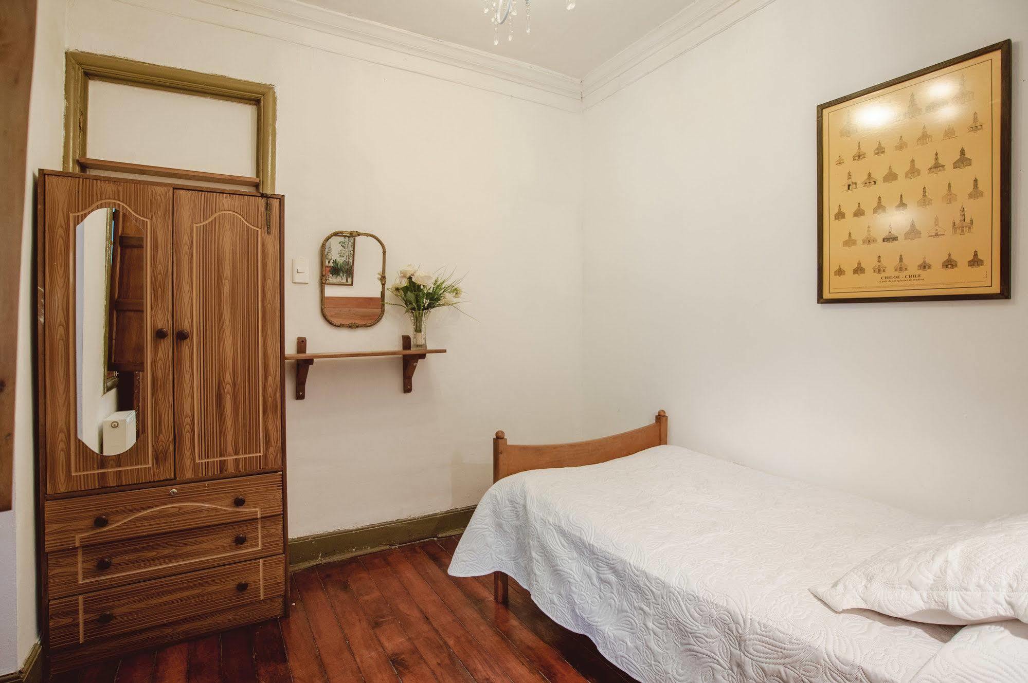 Providencia Bed & Breakfast Сантяго Екстериор снимка